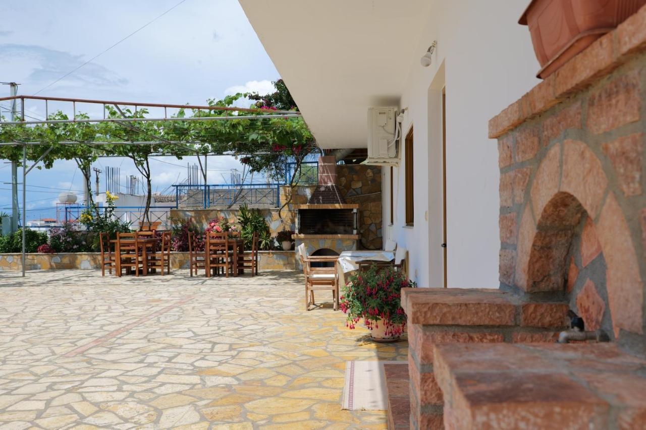 Vila Genci Ksamil Luaran gambar