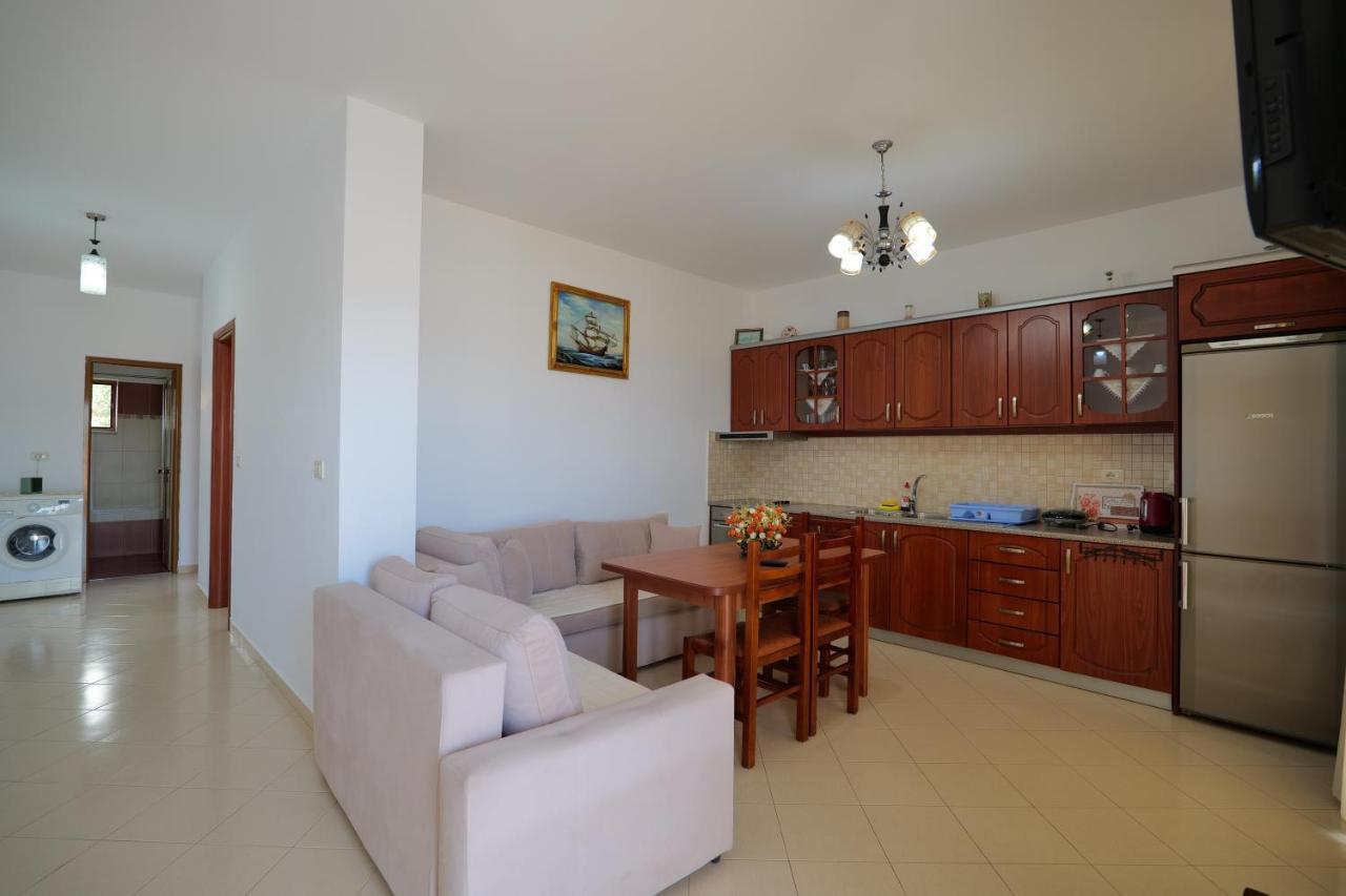 Vila Genci Ksamil Luaran gambar
